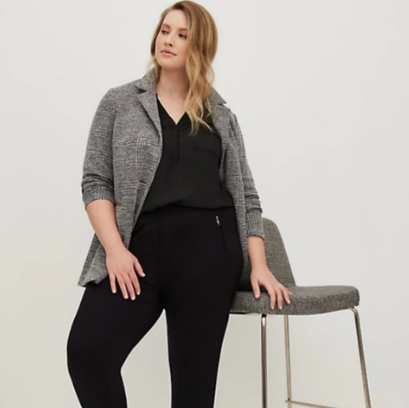 Torrid- Black Georgette pullover blouse - Picture 2 of 4